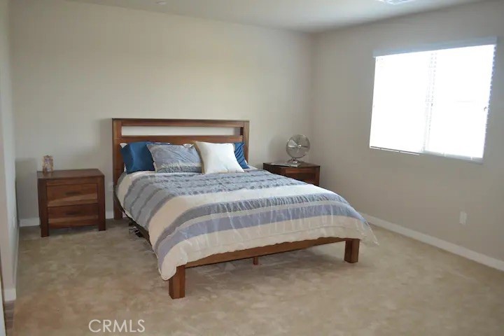 https://media.crmls.org/medias/35d80294-e2c5-40f3-8697-21cc65039ce2.jpg?preset=X-Large