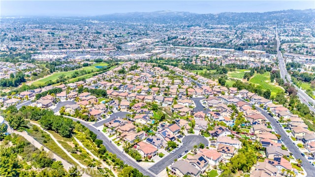 2101 S Sanders Ct, La Habra CA: https://media.crmls.org/medias/35d84ebd-57b6-44bf-90d4-918998b792e1.jpg