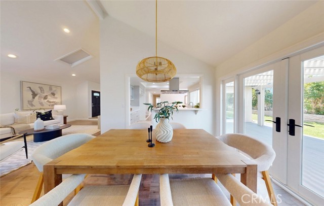 Detail Gallery Image 11 of 30 For 14751 Foxcroft, Tustin,  CA 92780 - 4 Beds | 2 Baths