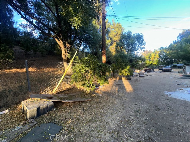 10810 Woodley Avenue, Granada Hills CA: https://media.crmls.org/medias/35d96775-4b33-4089-9335-bede0aef104d.jpg