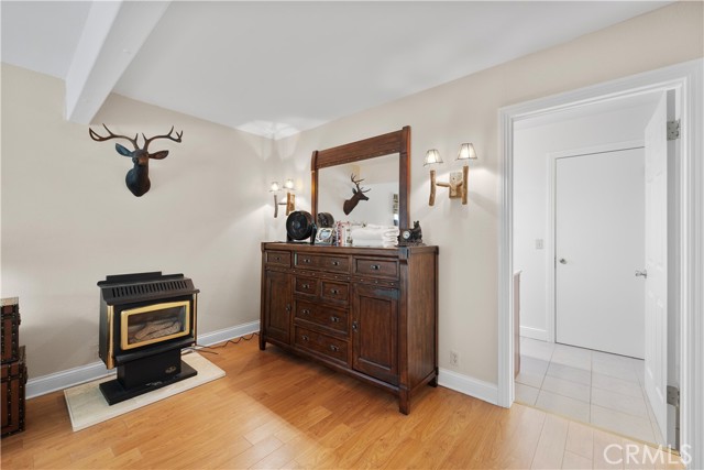 28833 Manitoba Drive, Lake Arrowhead CA: https://media.crmls.org/medias/35d97baf-a9ff-4e38-8ed0-3f1e05bea63e.jpg
