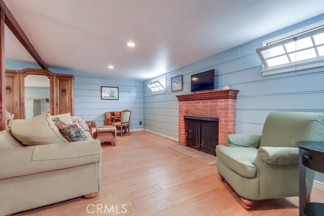 3952 Gaviota Avenue, Long Beach CA: https://media.crmls.org/medias/35d99012-6827-4b29-af0a-566f97aac285.jpg
