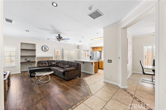 Detail Gallery Image 12 of 44 For 45723 17th St, Lancaster,  CA 93534 - 4 Beds | 2 Baths