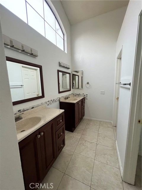 Detail Gallery Image 17 of 22 For 5828 Blue Sage Dr, Palmdale,  CA 93552 - 3 Beds | 2 Baths