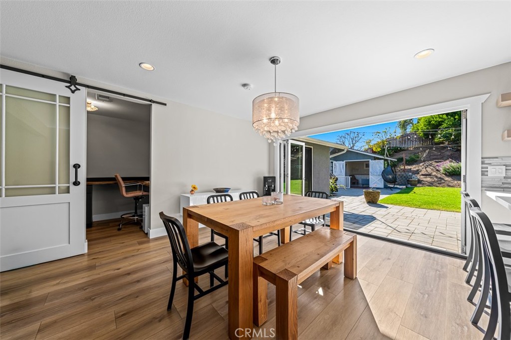 1807 Valencia - photo 12