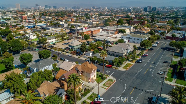 1705 Toberman Street, Los Angeles CA: https://media.crmls.org/medias/35db4b69-36dc-4ff1-9c69-e218d2589254.jpg