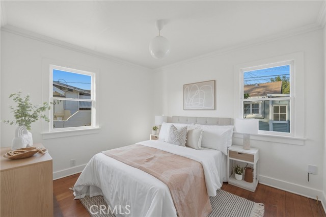 Image 17 of 50 For 3327 Hollydale Dr.