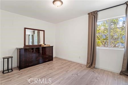 Detail Gallery Image 14 of 21 For 6927 Lindley Ave, Reseda,  CA 91335 - 3 Beds | 2 Baths