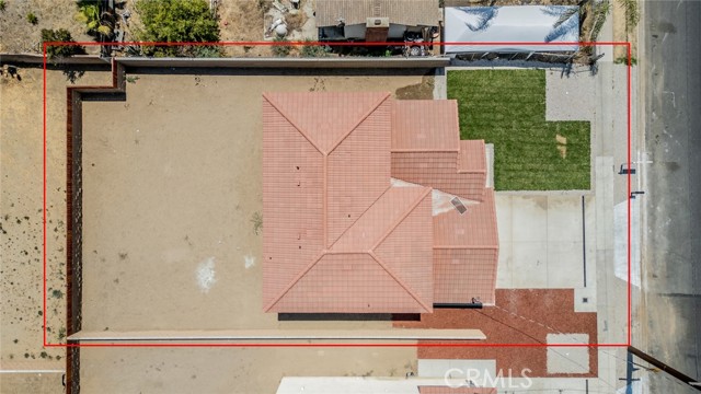 555 N Meridian Avenue, San Bernardino CA: https://media.crmls.org/medias/35deebf8-1dcb-4a90-b67c-5d320815eaf9.jpg