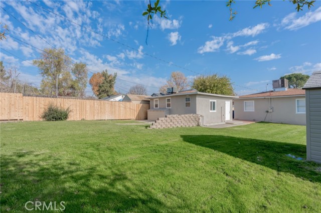 Detail Gallery Image 19 of 27 For 1660 Camino Sierra, Bakersfield,  CA 93306 - 3 Beds | 2 Baths