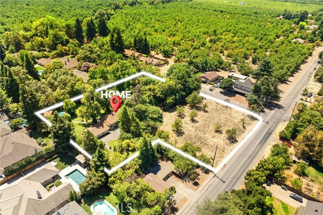 2176 Bidwell Avenue, Chico CA: https://media.crmls.org/medias/35dff503-ed9a-4f5a-b7c2-6d10e50af90c.jpg