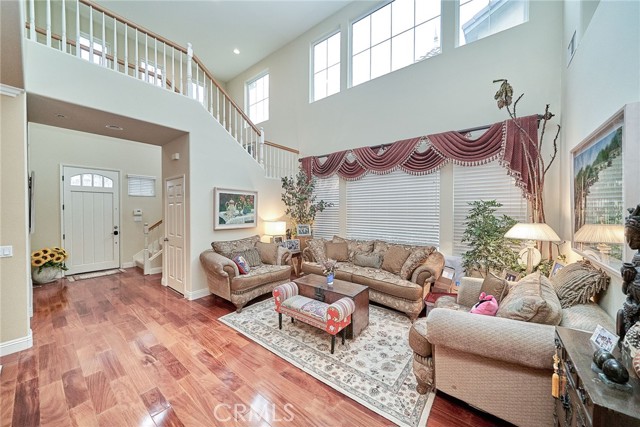 Detail Gallery Image 9 of 62 For 20655 Lugano Way, Porter Ranch,  CA 91326 - 4 Beds | 3 Baths