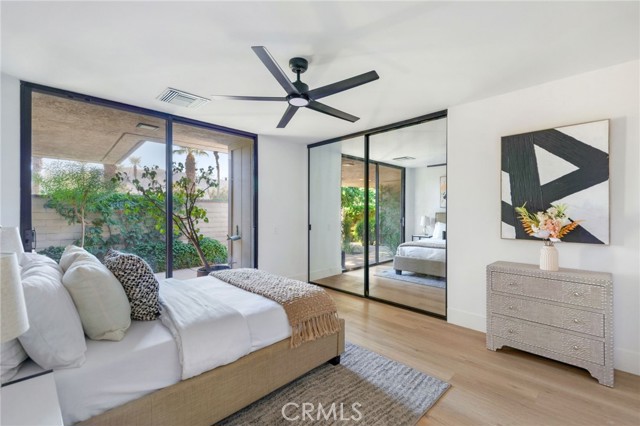 61 Cornell, Rancho Mirage CA: https://media.crmls.org/medias/35e1b5a2-3f58-499f-ab88-35e321fb15a5.jpg
