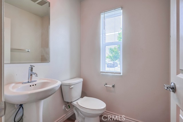 Detail Gallery Image 10 of 33 For 7155 Citrus Ave #376,  Fontana,  CA 92336 - 3 Beds | 2/1 Baths