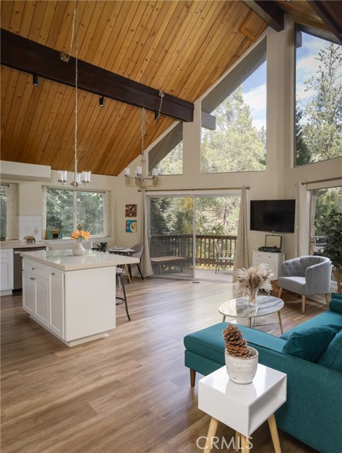 517 Brentwood, Lake Arrowhead, CA 92352