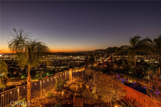 Detail Gallery Image 39 of 67 For 16123 Setting Sun Cir, Riverside,  CA 92503 - 3 Beds | 2/1 Baths