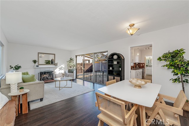 Detail Gallery Image 5 of 21 For 2750 Fanwood Ave, Long Beach,  CA 90815 - 3 Beds | 3 Baths