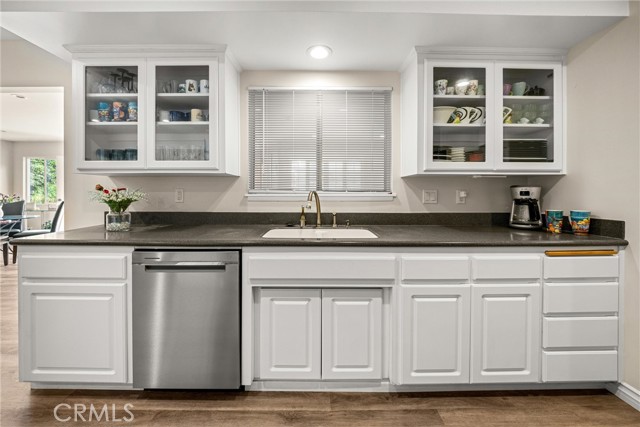 355 Glennora Way, Buellton CA: https://media.crmls.org/medias/35e35e90-4d79-493f-9b65-0e990f6025ce.jpg