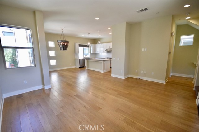 1817 Ocean Court, Costa Mesa CA: https://media.crmls.org/medias/35e37871-2abe-41df-a9b0-ca0a41ca4311.jpg