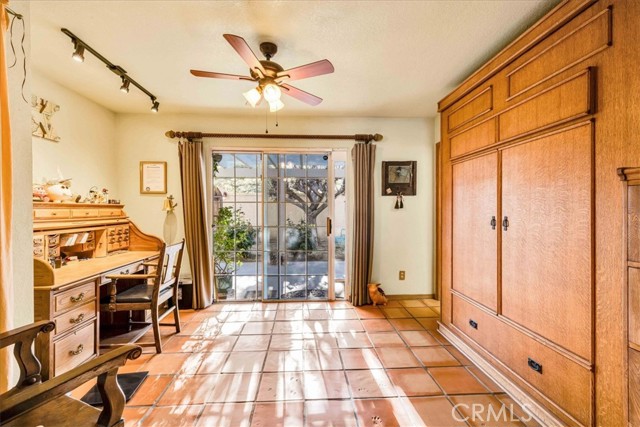 Detail Gallery Image 12 of 59 For 10341 Pinon Ave, Morongo Valley,  CA 92256 - 4 Beds | 3 Baths