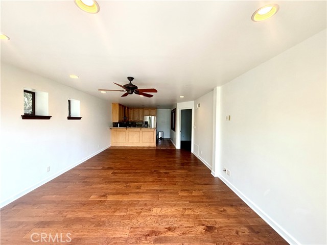 Detail Gallery Image 4 of 9 For 31862 Sunset Ave Lower,  Laguna Beach,  CA 92651 - 1 Beds | 1 Baths