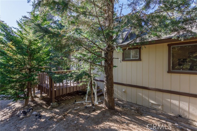 Detail Gallery Image 6 of 26 For 467 Cimarron Ln, Lake Arrowhead,  CA 92352 - 4 Beds | 2 Baths