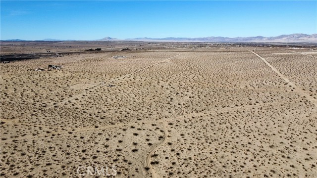 Detail Gallery Image 14 of 29 For 5055 Shoshone Valley Rd, Twentynine Palms,  CA 92277 - – Beds | – Baths