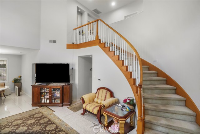 18747 West Place, Artesia CA: https://media.crmls.org/medias/35e4f664-c082-41b6-836a-e060f0f31269.jpg