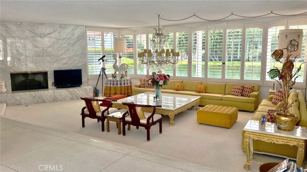 MLS #NP25217101 image #1