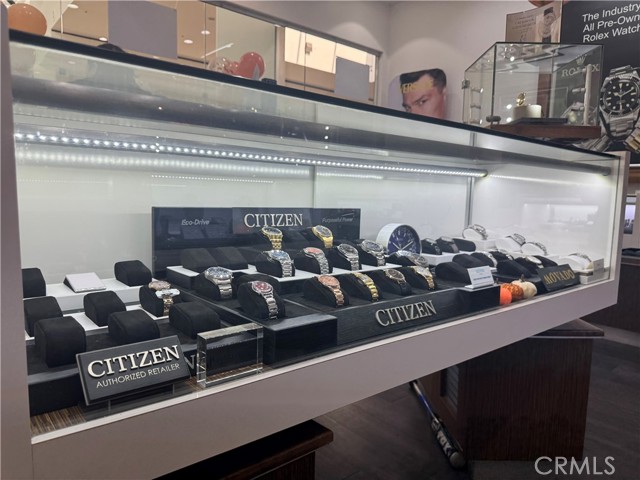 217 Stonewood Street, Downey CA: https://media.crmls.org/medias/35e6246b-17ba-42a7-9aeb-35ec15577b28.jpg