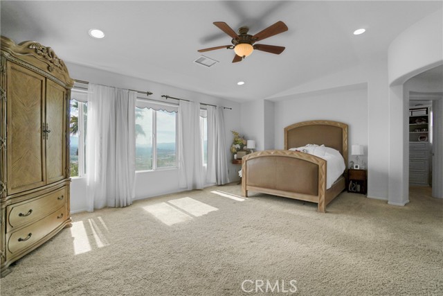 Detail Gallery Image 22 of 46 For 24306 via La Casa, Valencia,  CA 91354 - 4 Beds | 3 Baths