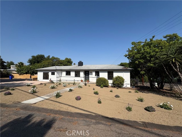 Detail Gallery Image 10 of 16 For 1860 Watson Way, Vista,  CA 92083 - 4 Beds | 2 Baths