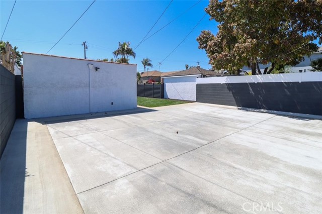Detail Gallery Image 47 of 52 For 1040 S Grevillea Ave, Inglewood,  CA 90301 - 2 Beds | 2 Baths