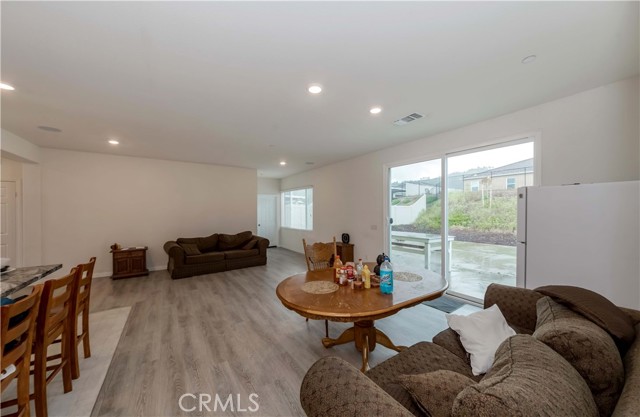 Detail Gallery Image 6 of 21 For 21145 Sutter Creek Ct, Riverside,  CA 92507 - 9 Beds | 3/1 Baths