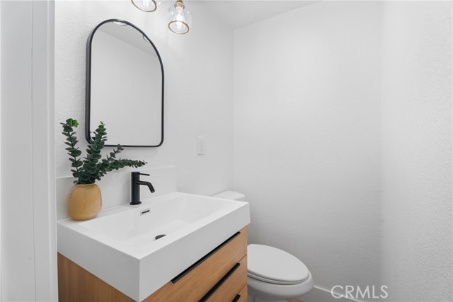 4532 Zella Lane, Yorba Linda CA: https://media.crmls.org/medias/35e81690-8e01-42df-a550-05990f884aa1.jpg