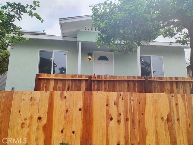 1680 S Rimpau Boulevard, Los Angeles CA: https://media.crmls.org/medias/35e91d15-c5d0-447c-a81d-81dcacce1c3f.jpg