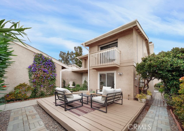 28062 Pinnacles Court