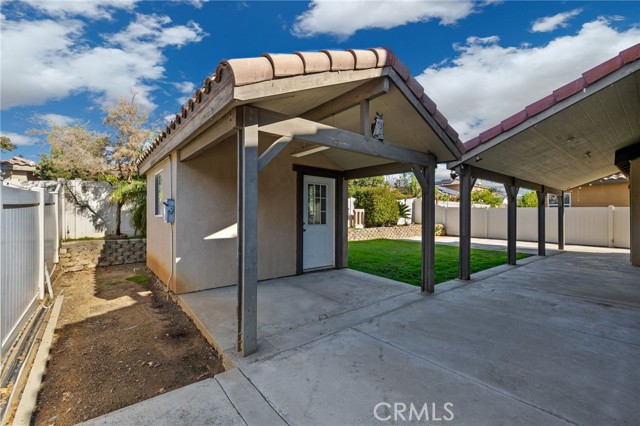 Detail Gallery Image 21 of 30 For 10114 Oporto Way, Bakersfield,  CA 93306 - 3 Beds | 3 Baths