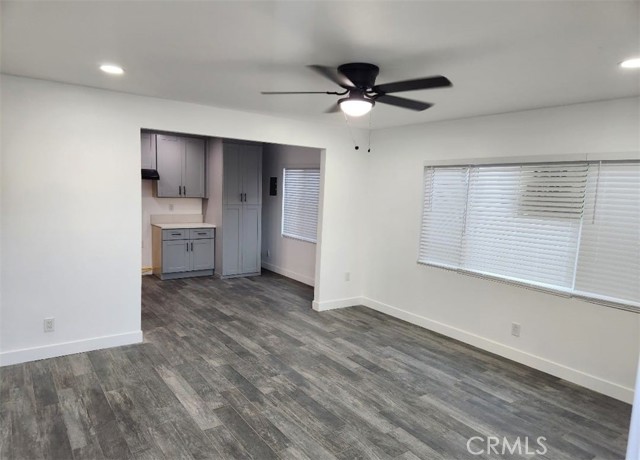 Detail Gallery Image 3 of 31 For 714 W 95th, Los Angeles,  CA 90044 - 2 Beds | 1 Baths