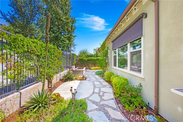 112 Cerrero Court, Rancho Mission Viejo CA: https://media.crmls.org/medias/35ec1af7-3b8f-43ea-ac41-094076462830.jpg