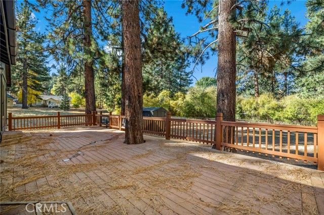 Detail Gallery Image 9 of 51 For 802 Knickerbocker Rd, Big Bear Lake,  CA 92315 - 2 Beds | 2 Baths