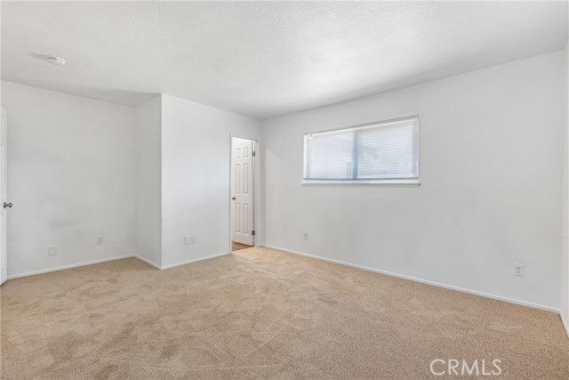 11050 Davis Street, Moreno Valley CA: https://media.crmls.org/medias/35ec6c16-bedc-4243-9ec9-5aacffc8db44.jpg