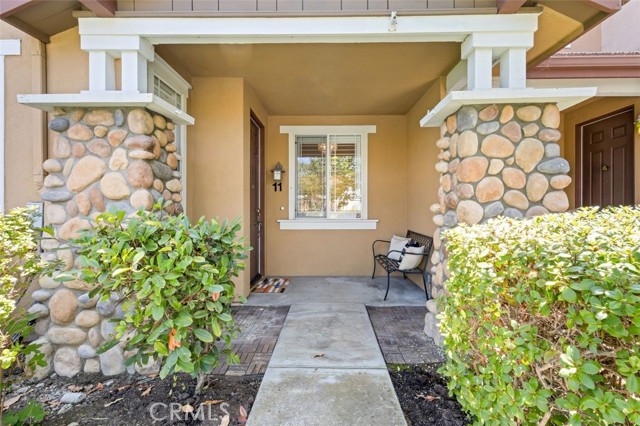 11 Chadron Circle, Ladera Ranch CA: https://media.crmls.org/medias/35ed87cd-72f4-40de-b2a6-558e3e71c2f0.jpg