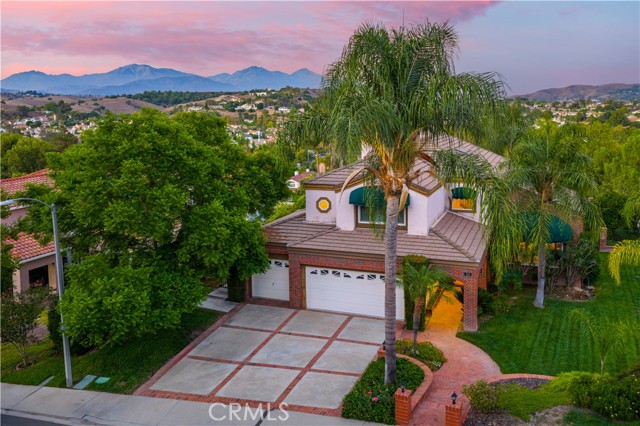 Detail Gallery Image 3 of 52 For 746 Arabian Ln, Walnut,  CA 91789 - 3 Beds | 3 Baths