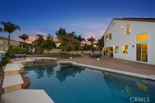 2 Via Bandada, Rancho Santa Margarita CA: https://media.crmls.org/medias/35ee0b3b-39b1-4c06-a142-d934812df62e.jpg