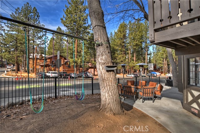 Detail Gallery Image 41 of 49 For 41896 Switzerland #1,  Big Bear Lake,  CA 92315 - 2 Beds | 2/1 Baths