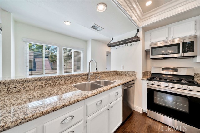 6211 Newhaven Court, Yorba Linda CA: https://media.crmls.org/medias/35eec36a-b64f-4261-8aae-9f7a3cda0c1a.jpg