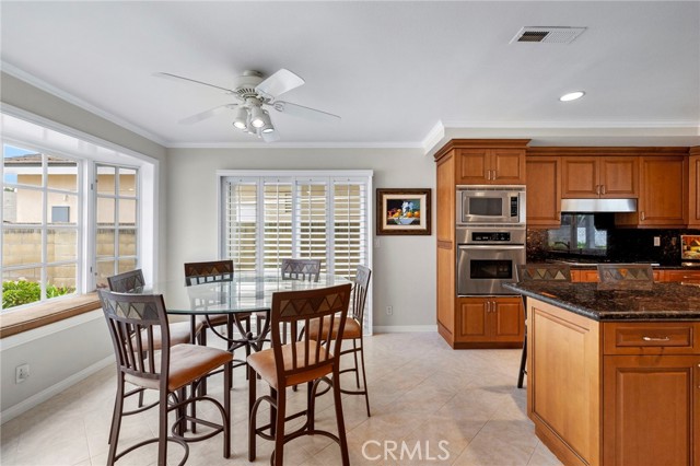 Detail Gallery Image 14 of 44 For 2342 Caper Tree Drive, Tustin,  CA 92780 - 4 Beds | 3 Baths