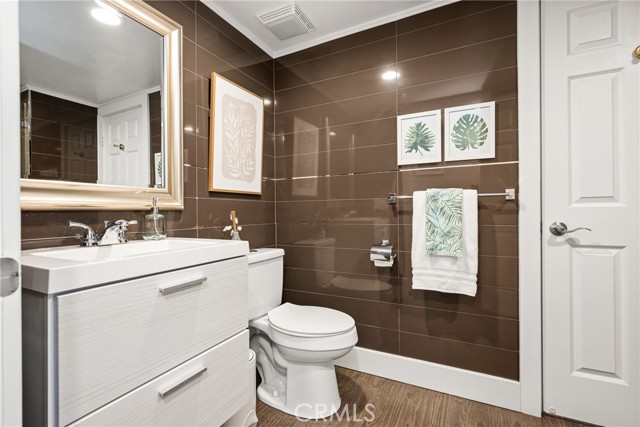 Detail Gallery Image 37 of 75 For 342 S Silverbrook Dr., Anaheim Hills,  CA 92807 - 5 Beds | 4 Baths