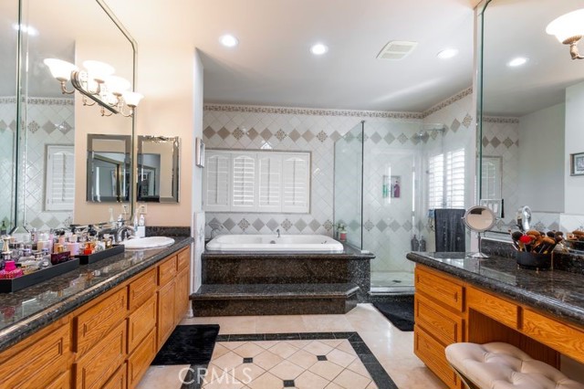 Detail Gallery Image 31 of 61 For 680 W Byron Ct, Upland,  CA 91784 - 6 Beds | 5 Baths